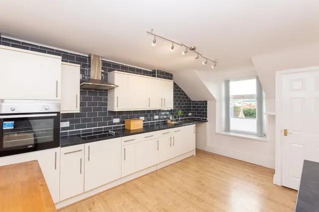 Abbey Road, Llandudno, LL30, photo 3