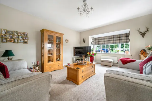 Oak Lane, Kings Cliffe, PE8, photo 2
