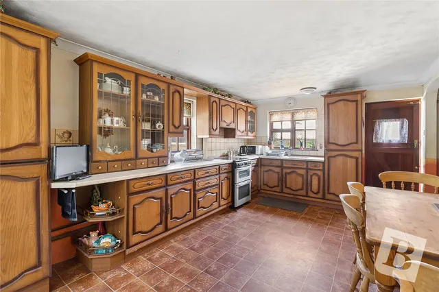 Coxtie Green Road, Pilgrims Hatch, CM14, photo 3