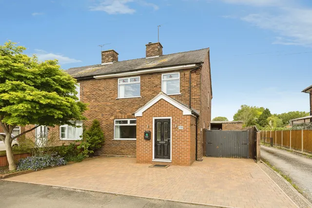 Victoria Road, Chester, CH4, photo 1