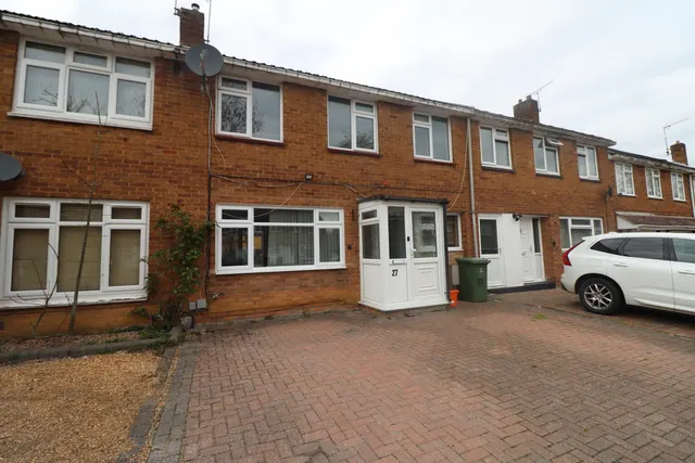 Latchetts Shaw, Basildon, SS16, photo 1