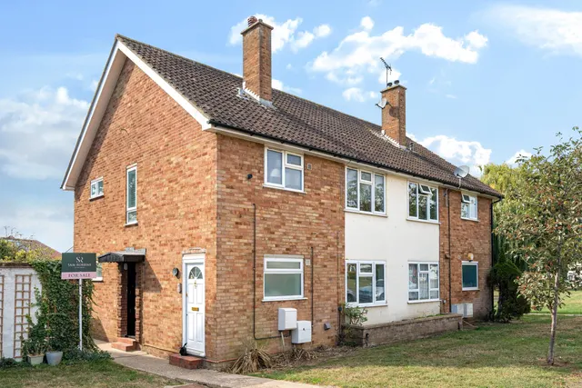 Seymour Gardens, Ruislip, HA4, photo 1