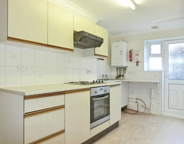 Photo 3 — East Parade, Harrogate, HG1