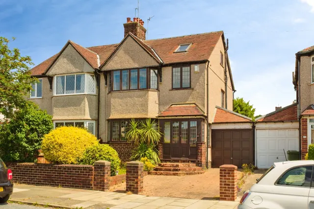 St. Georges Road, Wallasey, photo 1