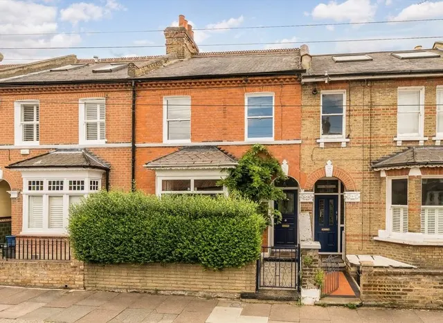 Northcote Road, Twickenham, TW1, photo 1