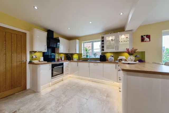 Photo 3 — Lady Meers Road, Cherry Willingham, Lincoln, Lincolnshire, LN3