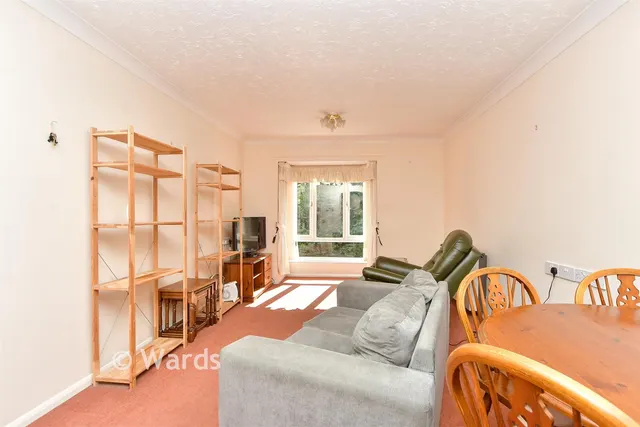 Barkers Court, Sittingbourne, ME10, photo 3