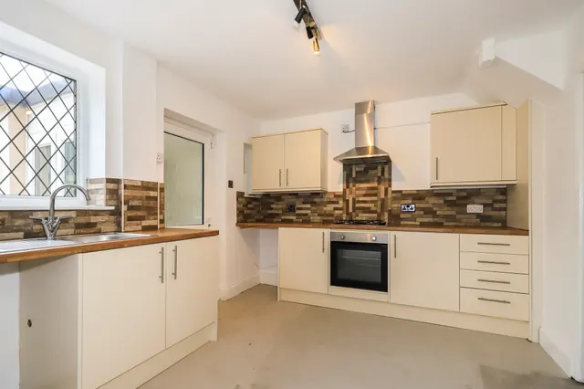 Stella Road, Tipton, DY4, photo 1