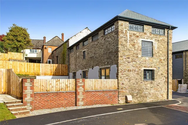 Old Tannery Drive, South Molton, EX36, photo 2