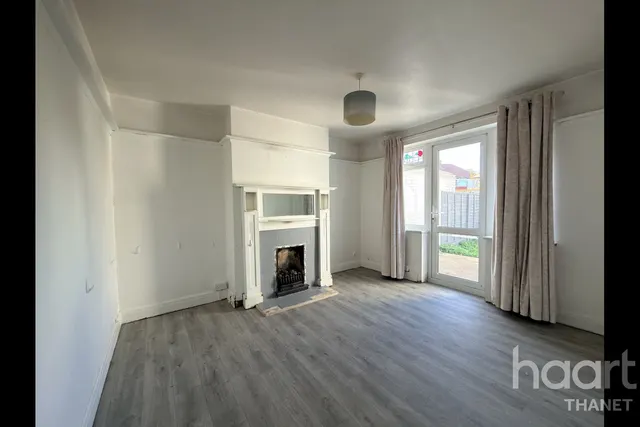 Hastings Avenue, Margate, CT9, photo 2
