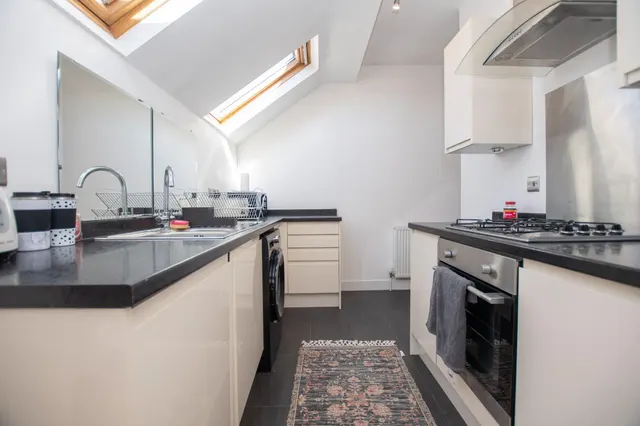 Photo 3 — Blenheim Road, Eastleigh, Hampshire, SO50 5NR