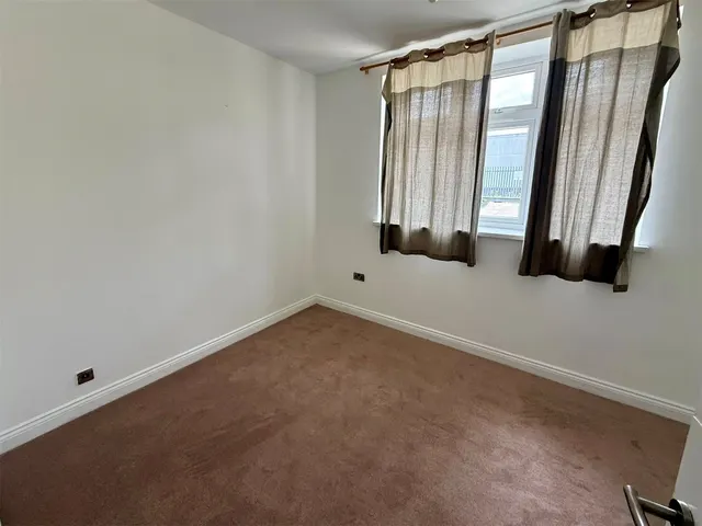 Photo 3 — Windmill Place, Southall, UB2