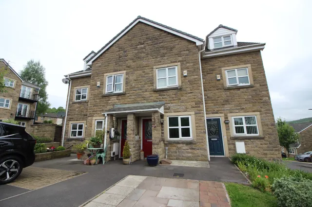 PORTFOLIO, Mossley, OL5, photo 1