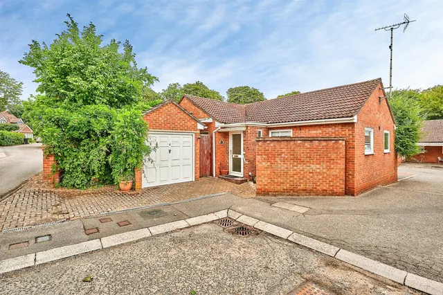 Butler Close, Saffron Walden, CB11, photo 1