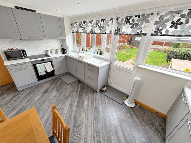 Abberley Avenue, Stourport-On-Severn, DY13, photo 3