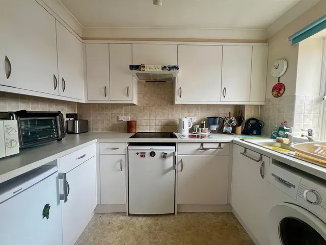 Worcester Road, Malvern, WR14, photo 3
