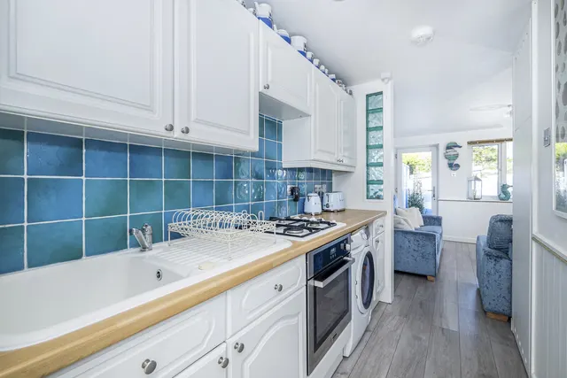 Steeple View Court, St. Ives, TR26, photo 3