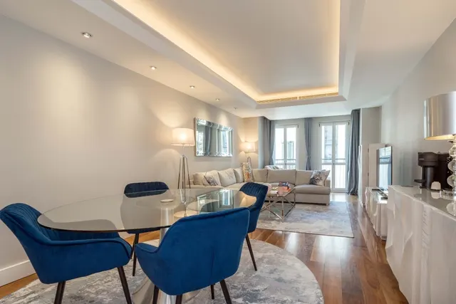 Photo 3 — Lancelot Place Knightsbridge SW7
