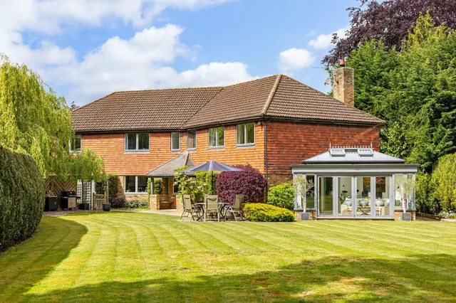 Beech Way, Blackmore End, AL4, photo 1
