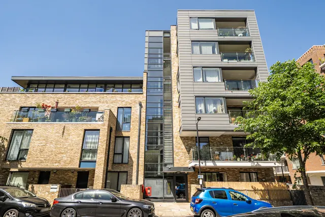 Photo 2 — 79 Roffo Court, Boundary Lane, London