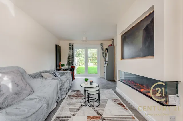 Arncliffe Road, L25, photo 3