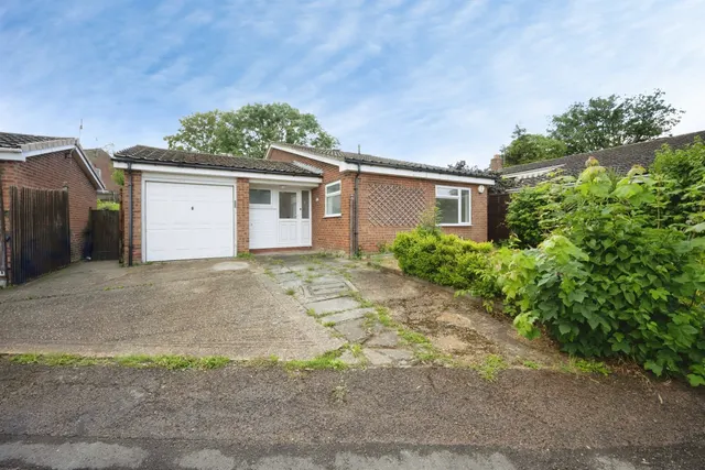 Alwins Field, Linslade, Leighton Buzzard, photo 1