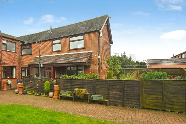 Prince Street, Ilkeston, DE7, photo 1