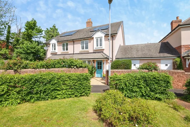 College Close, Minehead, TA24, photo 1