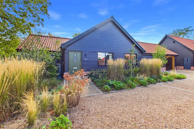 Willow Close, Gislingham, IP23, photo 1