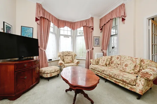 Photo 3 — Boston Square, Hunstanton, Norfolk, PE36