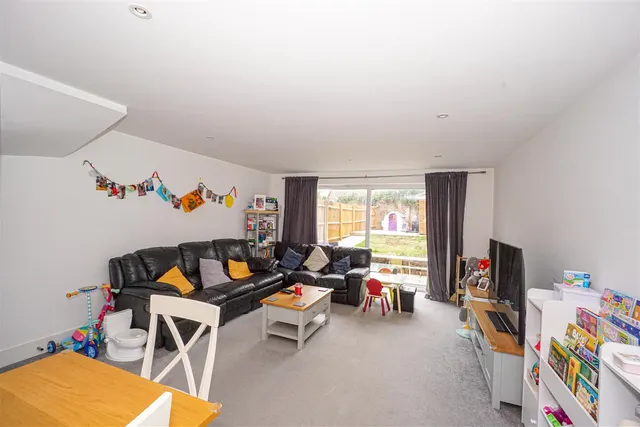 Little Acres Way, Hastings, photo 3