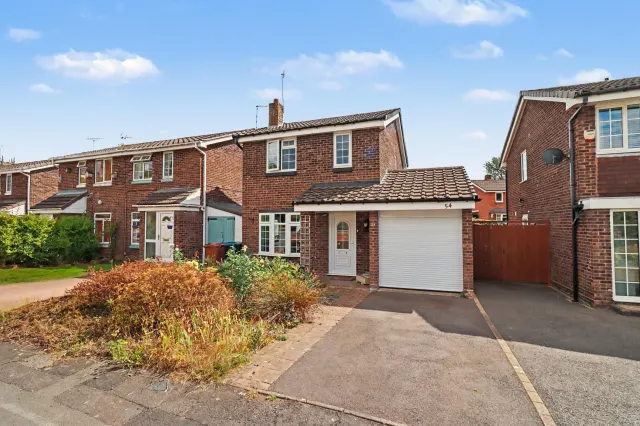 Brookhouse Way, Stafford, photo 1