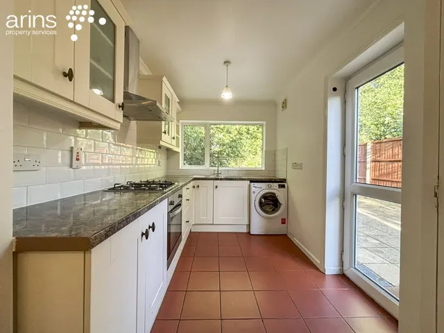Devitt Close, Reading, RG2, photo 3