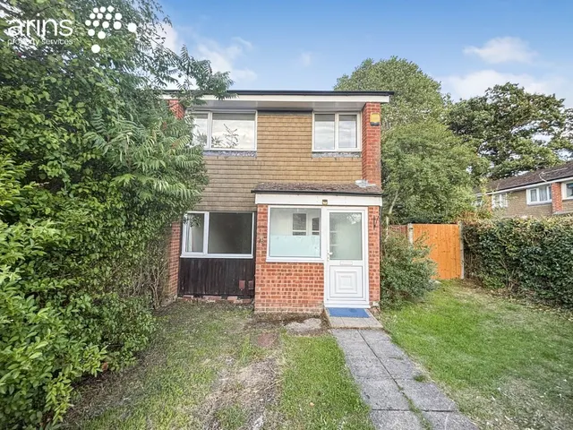 Devitt Close, Reading, RG2, photo 1