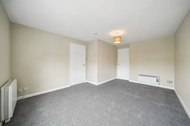 Ryat Green, Newton Mearns, G77, photo 3