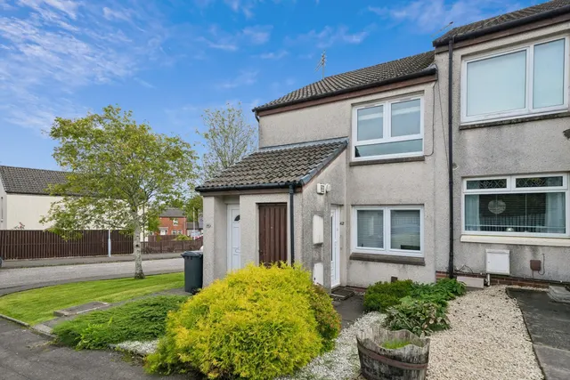 Ryat Green, Newton Mearns, G77, photo 1