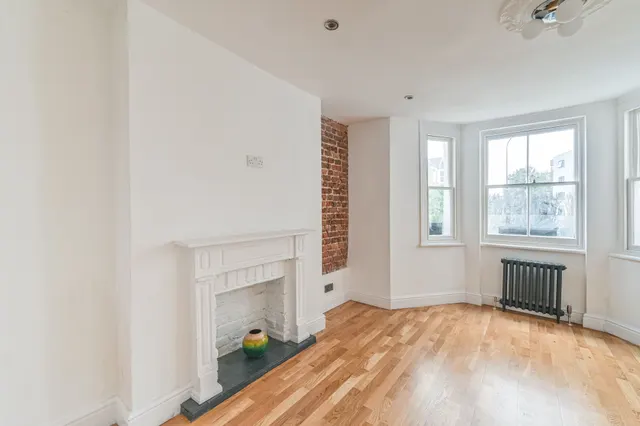London, SE23, photo 2