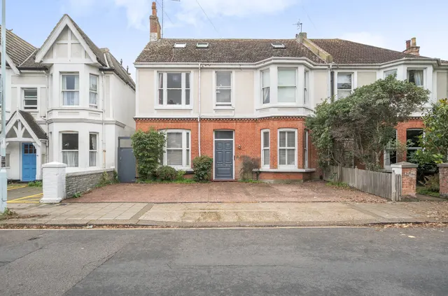Richmond Road, Worthing, BN11, photo 1