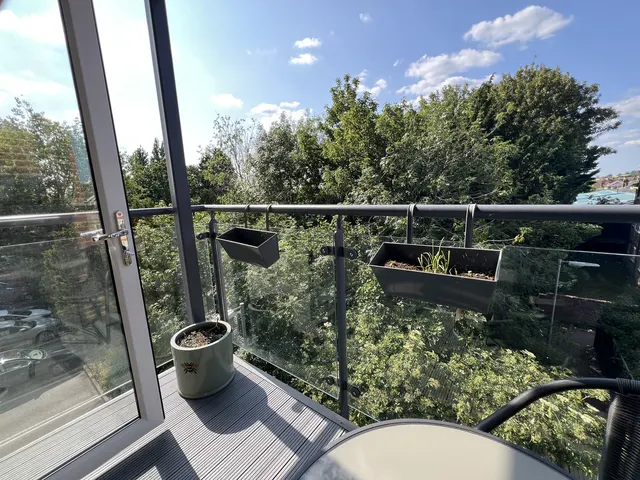 Sewardstone Road, Waltham Abbey, EN9, photo 2