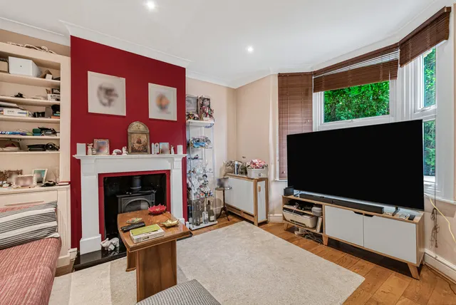 Tivoli Road, London, SE27, photo 2