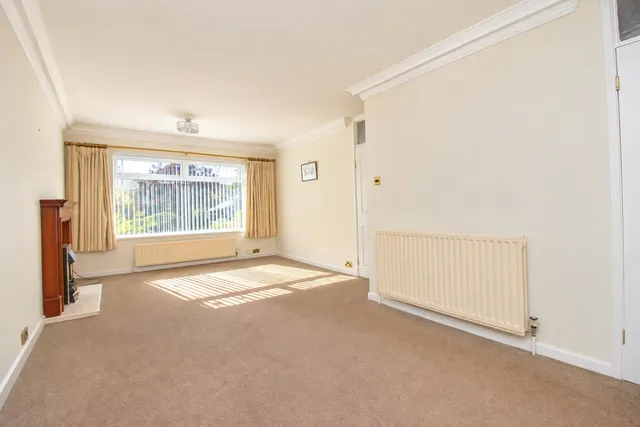 Dronfield Close, Waldridge Park Estate, DH2, photo 2