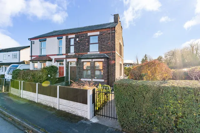 Photo 3 — Heath Road, Widnes, Widnes, WA8 7NU