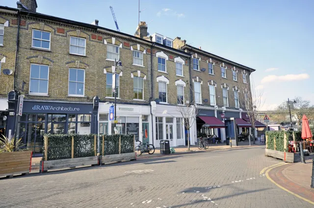 Old York Road, Wandsworth, SW18 1SS, photo 1