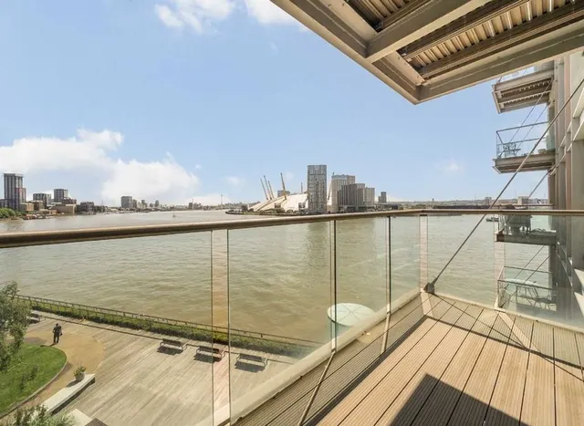 Fairmont Avenue, Canary Wharf, E14, photo 2