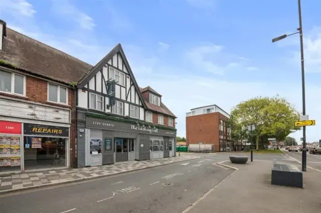 Uxbridge Road, Hayes
