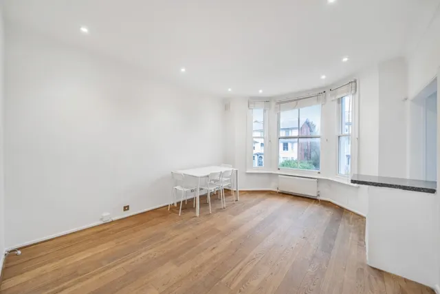 Eastbrook Road, London, SE3, photo 1