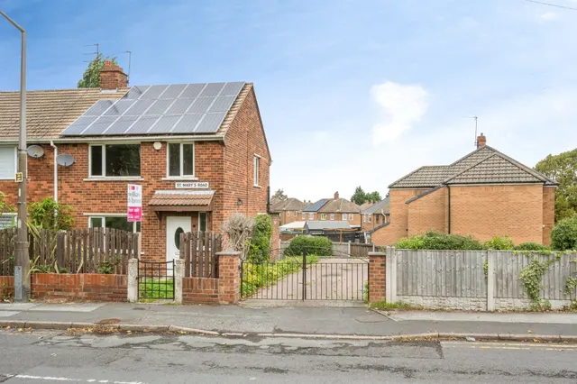 St. Marys Road, Edlington, DN12, photo 1
