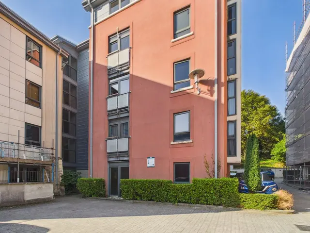 Tresawya Drive, Truro, photo 1