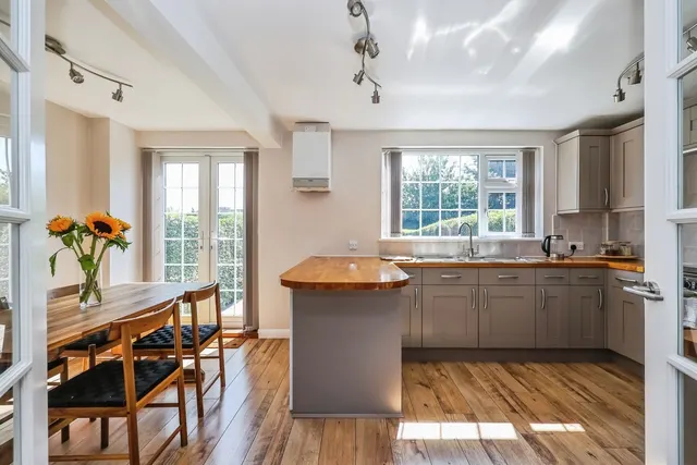Photo 2 — Dunsby Close, Clifton, Nottingham, NG11