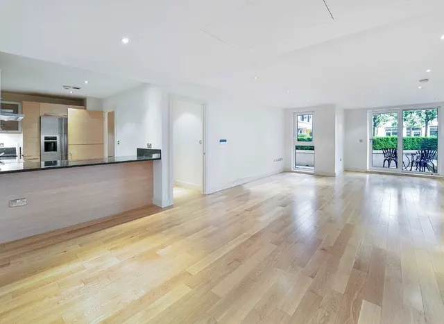 Lensbury Avenue, Fulham, SW6, photo 2